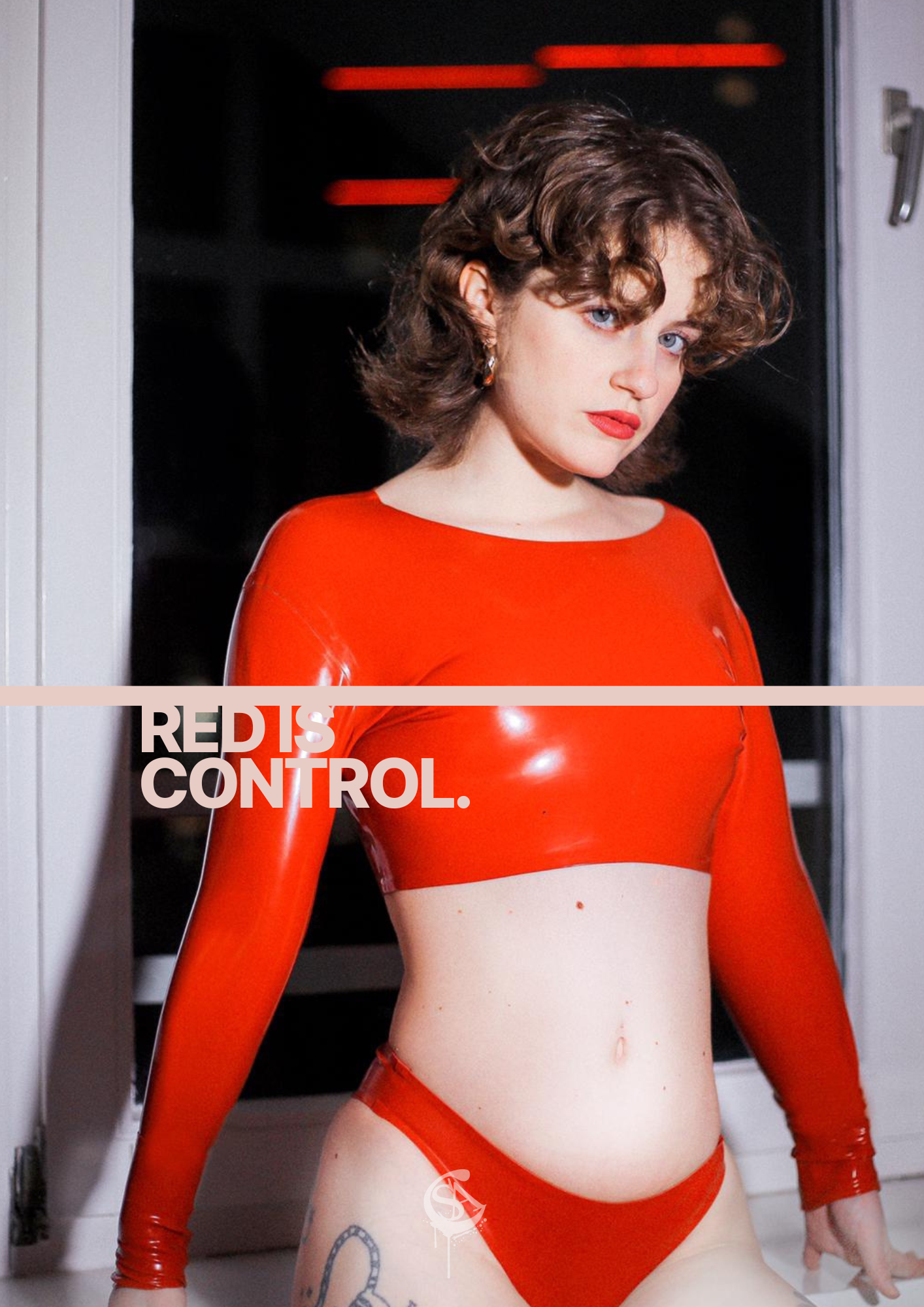 CONTROL — Signature Latex Top Nr.003
